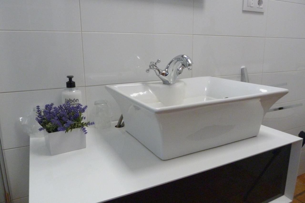 One-Bedroom Apartment,1649954354:JPEG